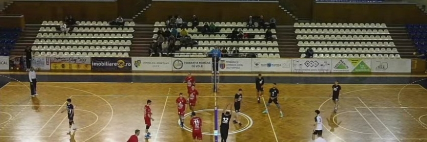 Victorie clară cu Universitatea Cluj